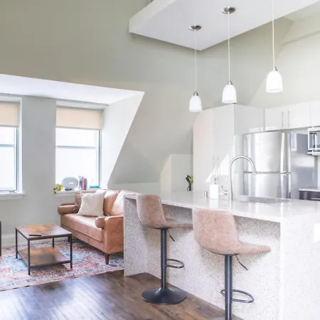 Appartamento Downtown Luxury 1Br Loft